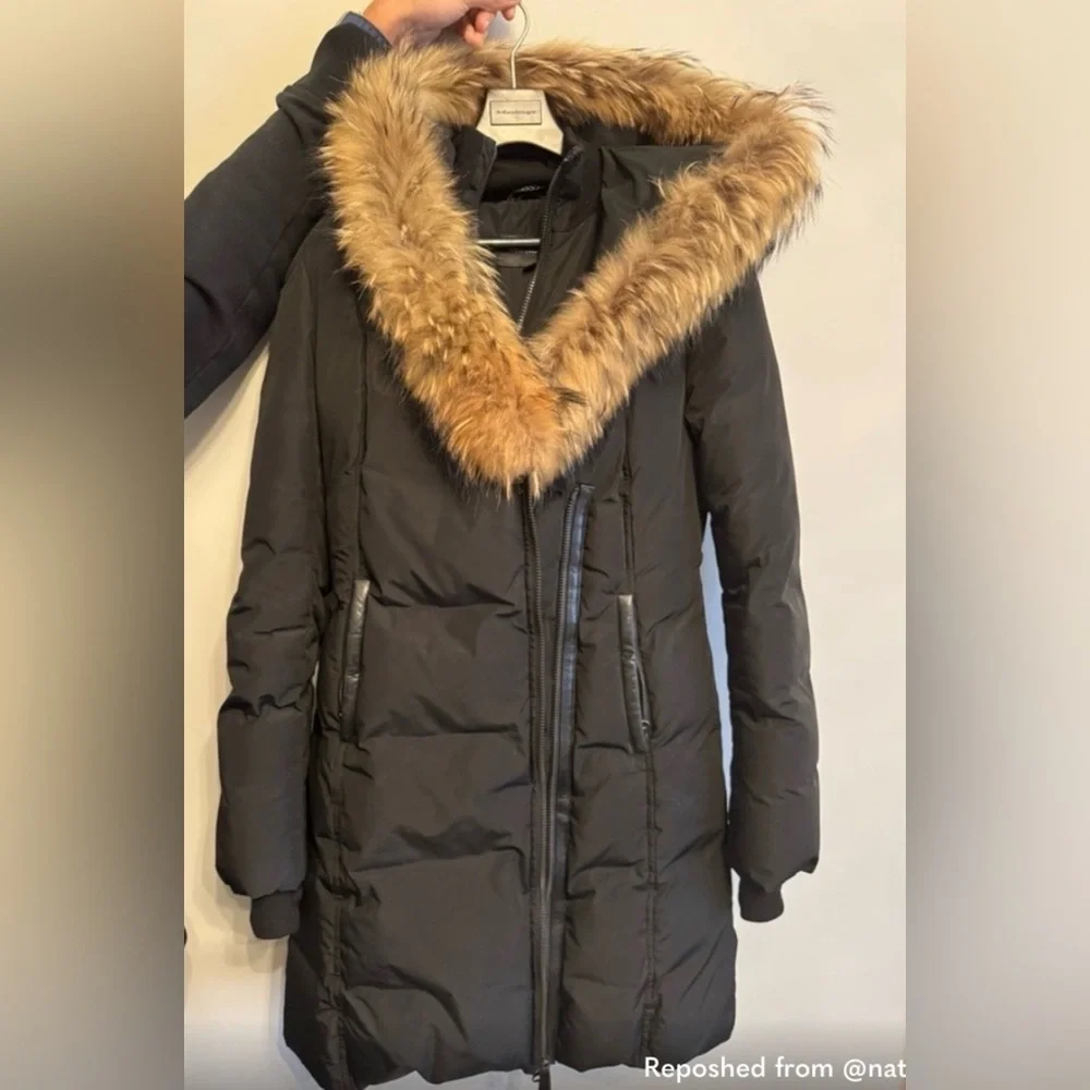 KAY-F Down Coat - Natural Fur Signature Mackage Collar - Picture 4 of 7